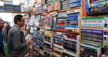 اليمن وفرنسا ثقافة مختلفة فى معرض الكتاب غدًا.. عبد الجواد ياسين وحسن طلب وجلال الشرقاوى أبرز الحضور.. والترجمة والكتابة الجديدة محاور اليوم السادس من عمر المعرض