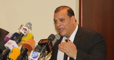 رئيس تيار الاستقلال: قائمة "نداء مصر" دفعت بمرشح مدرج على قوائمنا