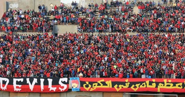 7 وجوه لمشجعى الكرة بمصر 2015.. الألتراس "روابط  الشباب" تغزو العالم 2007.. أفراد القوات المسلحة "تأمين وتشجيع".. حزب الكنبة "عشاق التليفزيون".. الفنانون "لزوم الوجاهة الاجتماعية".. مجانين المقاهى