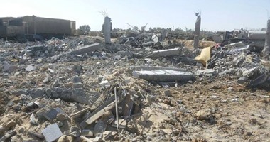 النيابة العامة تعاين حادث تفجير العريش