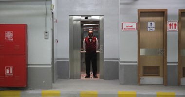 بعد صدور قرار بحظر انتظار السيارات فى وسط القاهرة.. السكان يقعون تحت رحمة أصحاب العقارات.. الملاك يحصلون 300 جنيه إيجار شهرى من كل ساكن.. والمحافظة تحصل 200 جنيه غرامة من أصحاب الجراجات المغلقة