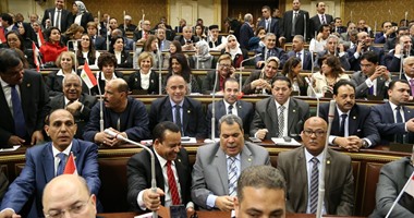 مقرر جلسة النواب يطلب من الأعضاء عدم الضغط على زر طلب الكلمة