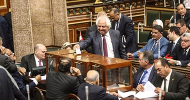 المرشحون على منصب رئيس البرلمان.. توفيق عكاشة: أقف فوق أشرف جزء فى مصر وهو برلمانها.. على المصيلحى: نريد إحياء دور المجلس ..وكمال أحمد: قدمت خلال مسيرتى 213 سؤالا وطلب إحاطة