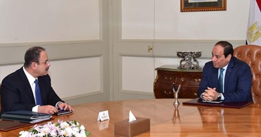 الرئيس السيسى يجتمع بوزير الداخلية لاستعراض تطورات الأوضاع الأمنية