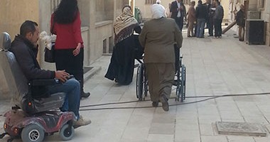 الأمانة العامة لـ"البرلمان" تخصص كراسى متحركة لمساعدة النواب المعاقين