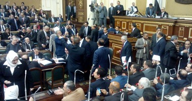 هاشتاج "الجلسة الأولى" يتصدر "تويتر" تزامنا مع عقد البرلمان أولى جلساته