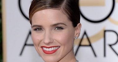 بالصور.. صوفيا بوش تخطف الأنظار بحفل " Golden Globes