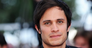 جايل جارسيا برنال يفوز بجائزة جولدن جلوب أفضل ممثل كوميدى درامى