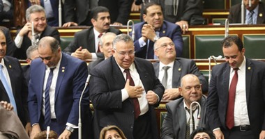 تربيطات اللحظات الأخيرة لاقتناص مقعد وكيل البرلمان.. "دعم مصر": الائتلاف قادر على إنجاح علاء عبد المنعم.. و"الوفد" يدعو لدعم سليمان وهدان برسائل sms.. و"المصريين الأحرار" يعقد اجتماعا طارئا لحسم مرشحه