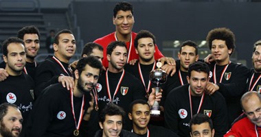 رئيس مسابقات كرة اليد يجتمع بالجهاز الفنى للفراعنة بالإسكندرية