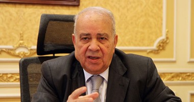 رغم جدل الخدمة المدنية.. العجاتى: الحكومة لن تسمح بأن يضار أى موظف