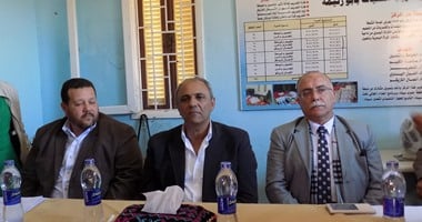 جهازى تعمير سيناء وتعليم الكبار يوزعان 62 شهادة محو الأمية بأبو زنيمة