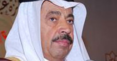 نادى القضاة المصرى يكرم الشاعر عبد العزيز البابطين