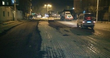 بدء أعمال الرصف بميدان الشهابية بدمياط