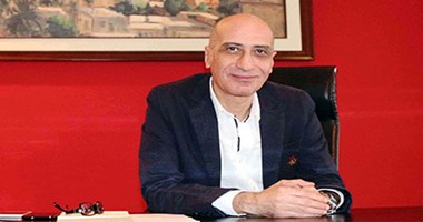 قطاع الفنون التشكيلية يستعد لإعلان نتيجه الفرز الأول لصالون الشباب فى دورته 31