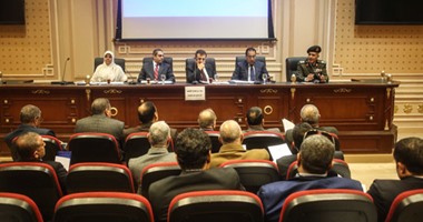 وزير الإسكان بالبرلمان يقترح مصادرة الأدوار المخالفة بالعقارات لصالح الدولة