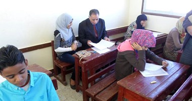 وكيل وزارة التعليم بجنوب سيناء يتفقد الامتحانات فى شرم الشيخ