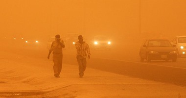 عاصفة رملية ضخمة تغلق المجال الجوى حول جزر الكنارى الإسبانية 
