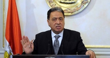 الأسئلة السبعة: هل تستطيع "الصحة" التخلص من فيروس سى بحلول 2020؟.. هل يستقيل النواب "اعتراضاً" أم "هروباً"؟.. لماذا لا تمنح الجنسية المصرية لـ"فلافيو وجيلبرتو"؟