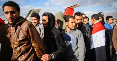 بالصور.. السيسى: لا نترك مصرى بالداخل أو الخارج إلا ويعيش بأمان