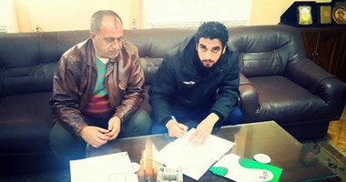 بالصور.. دمنهور يتعاقد مع شيلته ورائد منسى