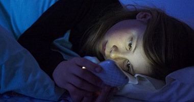 4 خطوات تعلمك إزاى تتعاملى مع ابنك لو بيتفرج على مواقع جنسية