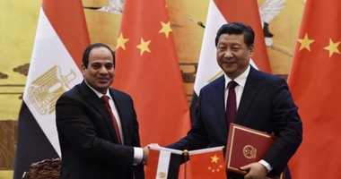 زيارة الرئيس الصينى للقاهرة فى أرقام.. شى جين بينج يوقع 12مذكرة تفاهم.. منحة مليار يوان وقرض بمليار دولار..130 عربة قطارات صينية بـ1.5 مليار دولار..و10 مليارات دولار مشاريع فى الطيران والعاصمة الجديدة