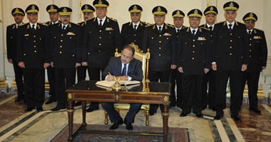 وزير الداخلية للسيسى: سنظل على عهدنا أوفياء للوطن وحماة لأمنه واستقراره