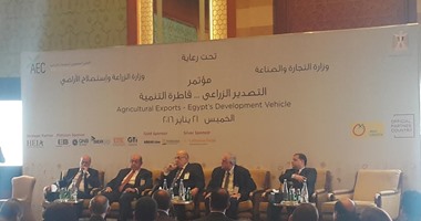 وزير الزراعة يناقش ملف الزراعة خلال اجتماع رئيس الجمهورية بنظيره الصينى
