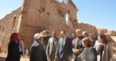 استقرار حالة الطقس بالوادى الجديد وانتظام حركة المرور على الطرق الرئيسية