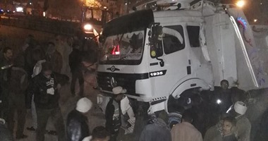 تصادم سيارة ملاكى بقطار أبو قير بمزلقان سيدى بشر دون إصابات وعودة حركة القطارات