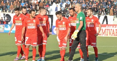 إصابة شاوشى فى الرأس بعد اعتداء جماهيره على حافلة مولودية الجزائر