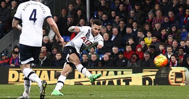 كبار اليوروباليج يتصارعون من أجل اللقب.. توتنهام يسعى للثأر من فيورنتينا.. بيسيرو يتطلع لإسكات المشككين فى قدراته التدريبية.. ونابولى أمام فرصة لمصالحة جماهيره بعد فقدان صدارة الكالتشيو