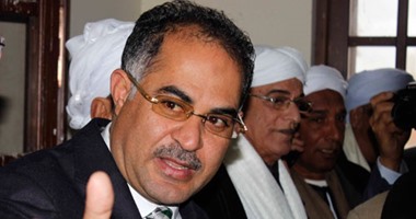 وكيل مجلس النواب يطالب بالتصويت الإلكترونى على مواد مشروع لائحة البرلمان