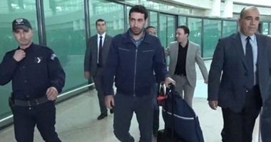 مظاهرة جماهيرية على شواطئ الجزائر بسبب أبو تريكة