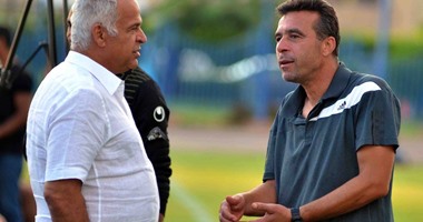 بالصور.. خالد مصطفى مدربا لحراس مرمى المقاولون