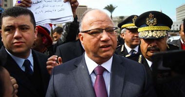 التحرى عن الضحايا السابقين لعاطلين سرقا هاتف طالبة بالسيدة زينب