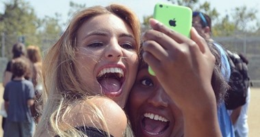 "سناب شات" يضيف مزايا جديدة لمنافسة تطبيق ماسنجر