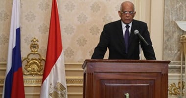 فى خطوة لإعادة البرلمان لموقعه دوليا.. على عبد العال ينطلق فى أول جولة خارجية لجنيف.. رئيس البرلمان يغادر قبل الموعد تلبية لدعوة رئيس الاتحاد البرلمانى.. والأمين العام للنواب: تستهدف بحث أوجه التعاون