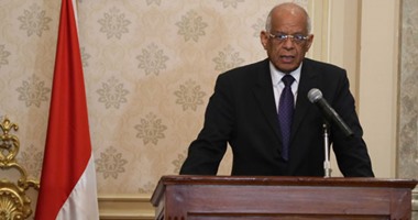 على عبد العال للنواب: "أنتوا اللى تعبتوا ولا أنا.. أنتوا أكلتوا وشربتوا"