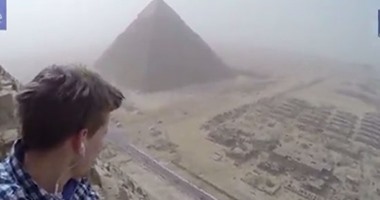 إخلاء سبيل الخيالة الثلاثة المتهمين ببيع أحجار الأهرامات