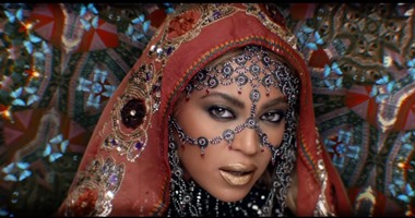 بالكلمات والصور.. بيونسيه بأجواء هندية فى "Hymn For The Weekend"