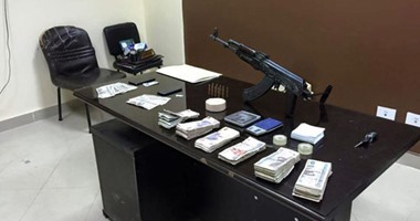 تجديد حبس 3 عاطلين متهمين بالاتجار فى المواد المخدرة بالمعصرة
