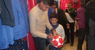 بالصور.. نجوم الأهلى فى افتتاح الأهلى ستورز بدمنهور
