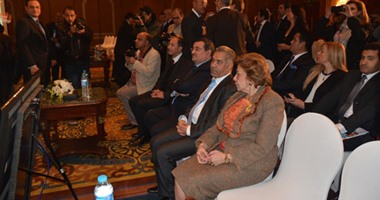 بالصور.. بدء حفل تنصيب يسرا سفيرة للنوايا الحسنة بحضور وزراء التضامن والتعاون والصحة