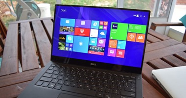 تعملها إزاى.. كيفية تنظيف شاشة MacBook دون إتلافها
