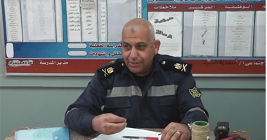 بالصور.. مدير الحماية المدنية بالقليوبية يعقد ندوة مع طلاب مدرسة فى بنها 
