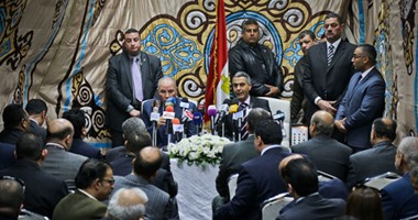 وزير العدل: آن الأوان ليكون القطار والشارع منضبطين ومن يأبى المحاكم موجودة