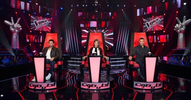 مدربو the voice kids يغنون لمتسابق مصرى