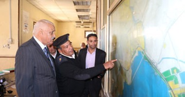 بالصور.. محافظ السويس يتفقد المرافق الحيوية والخدمية